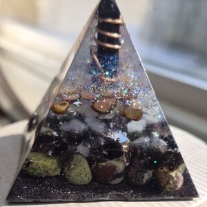 Handcrafted Pyramid Resin Art with Glitter Accents